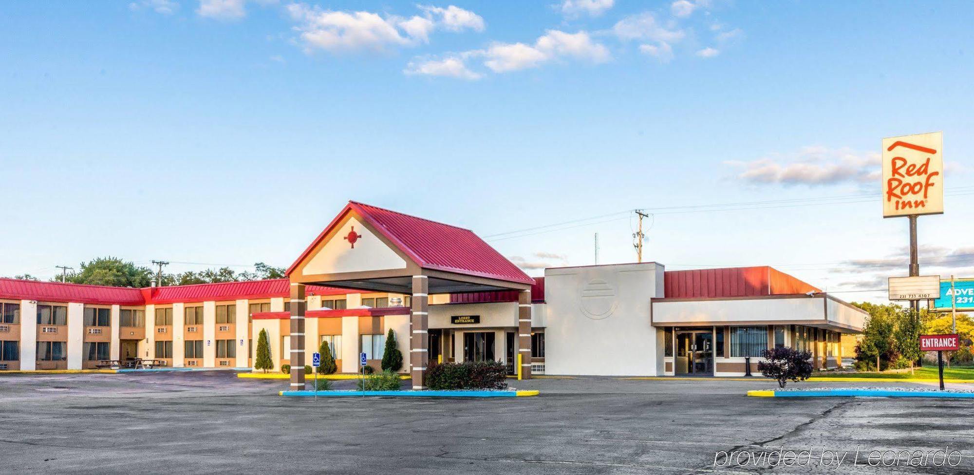 Days Inn & Suites By Wyndham Norton Shores Muskegon Muskegon Heights Exterior photo