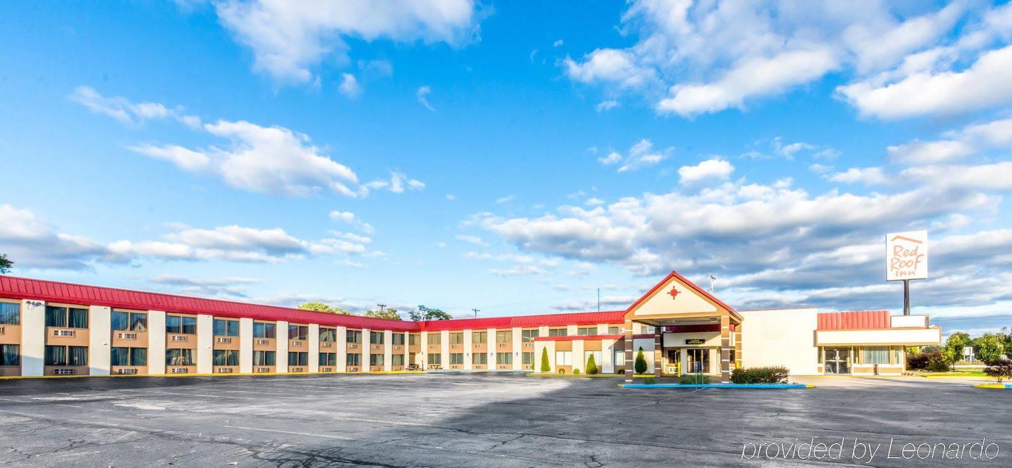 Days Inn & Suites By Wyndham Norton Shores Muskegon Muskegon Heights Exterior photo